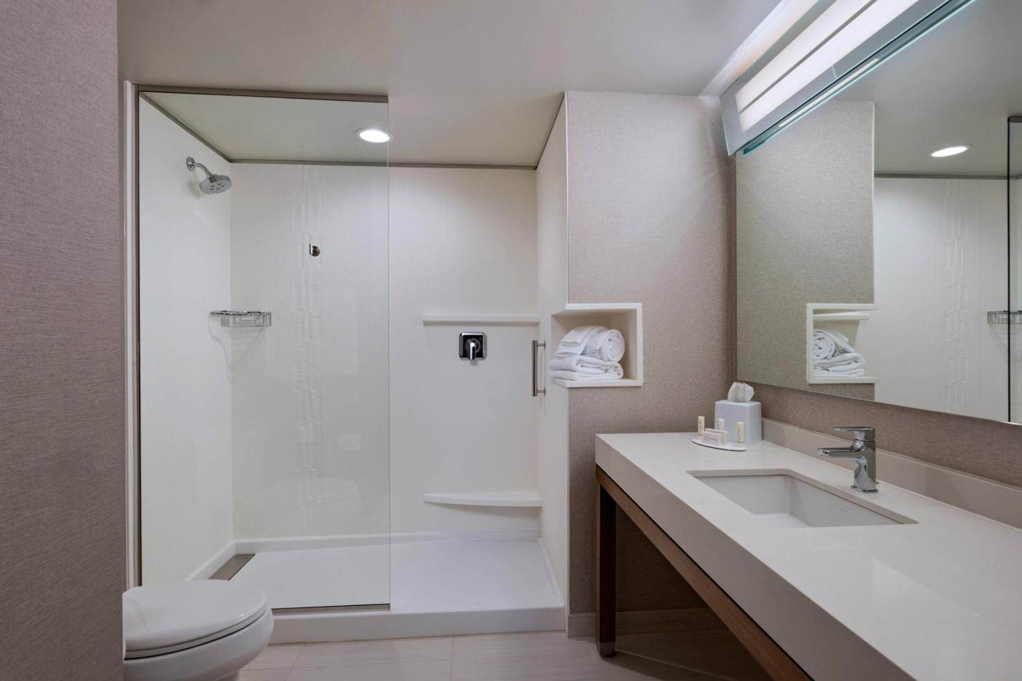 Courtyard By Marriott Jackson Madison Hotell Exteriör bild