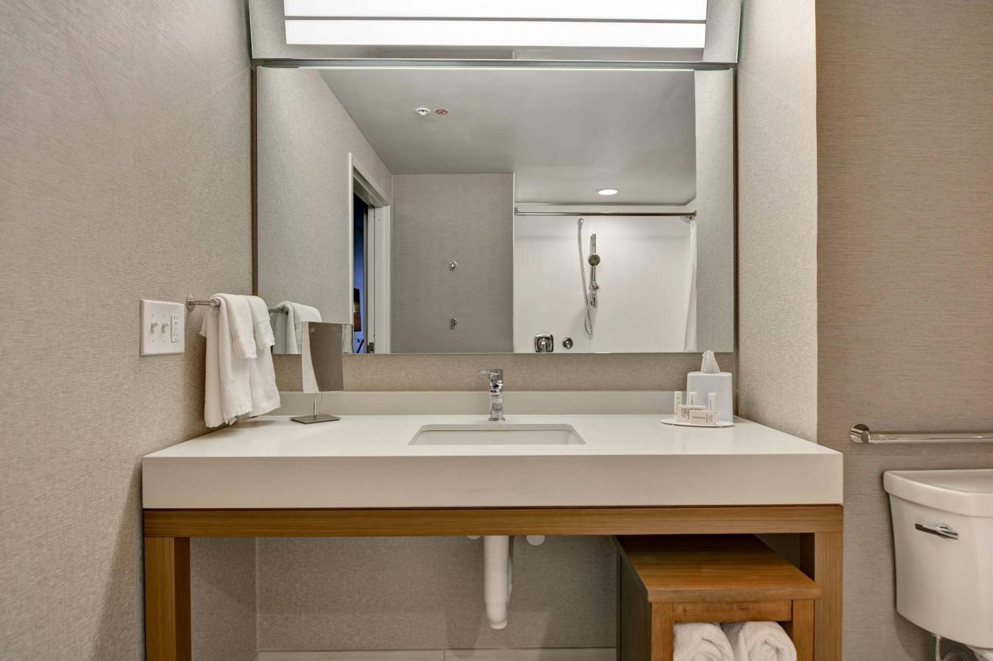 Courtyard By Marriott Jackson Madison Hotell Exteriör bild