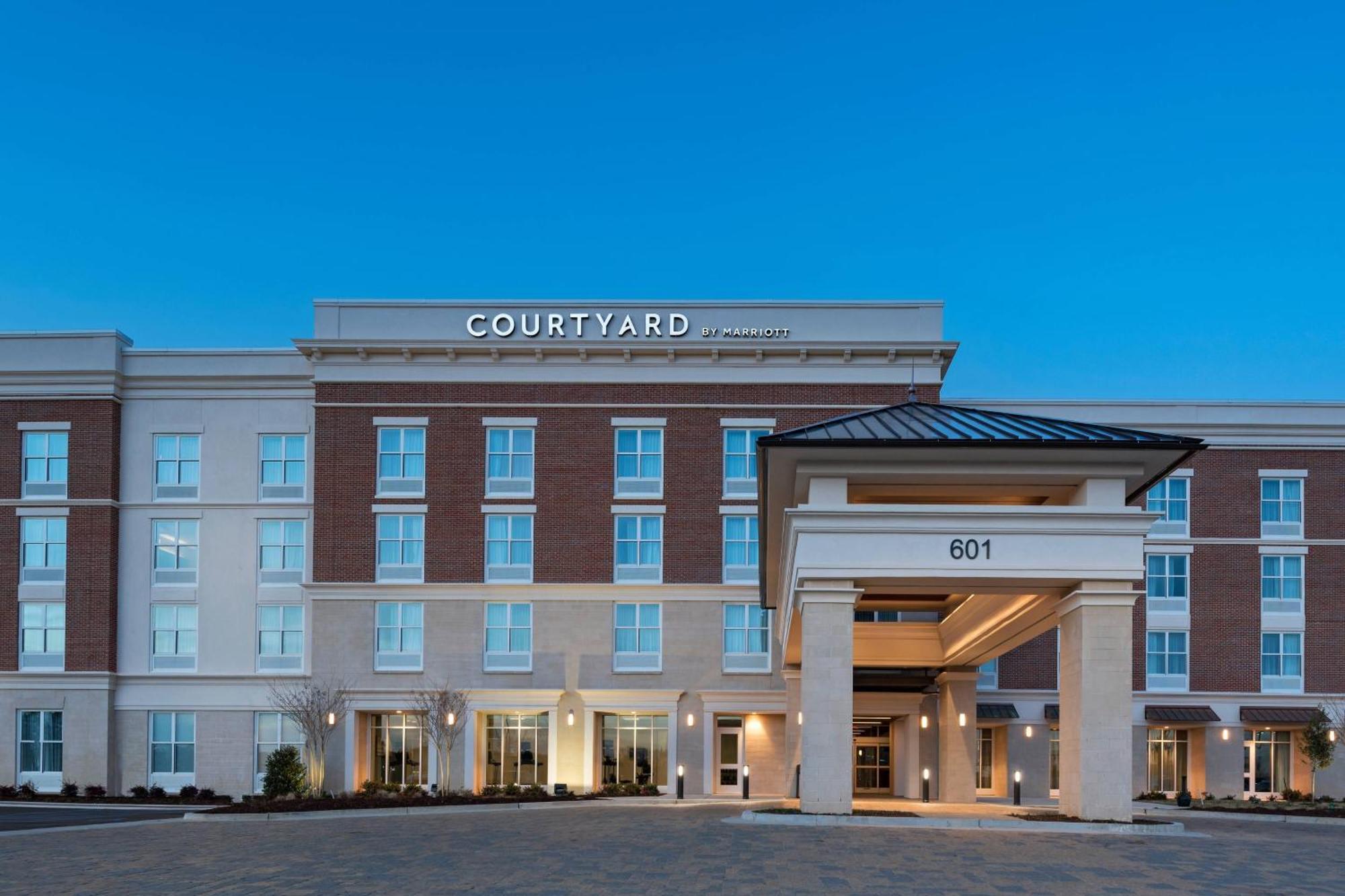 Courtyard By Marriott Jackson Madison Hotell Exteriör bild