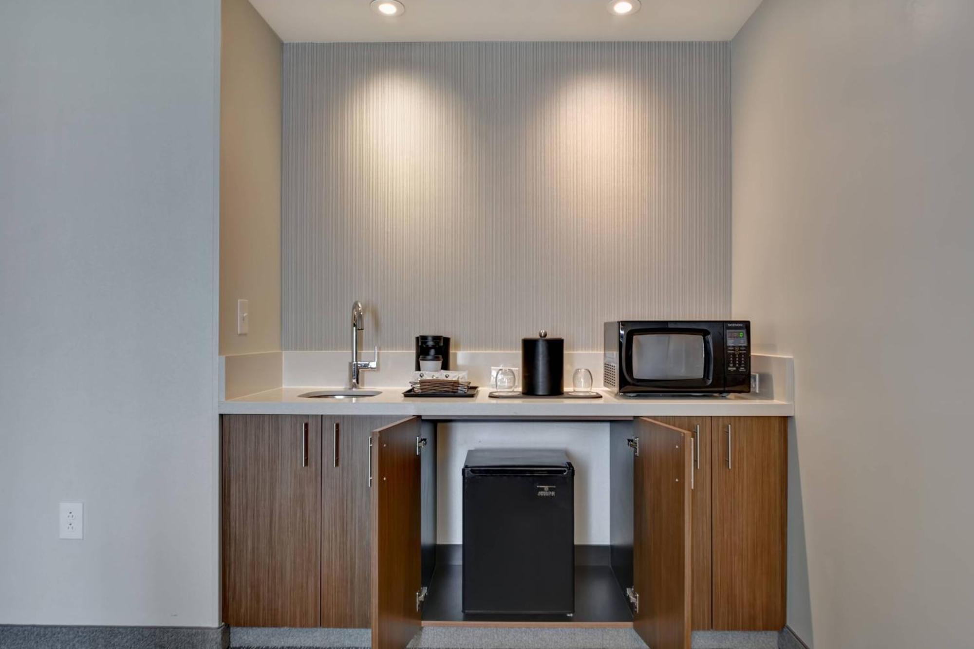 Courtyard By Marriott Jackson Madison Hotell Exteriör bild