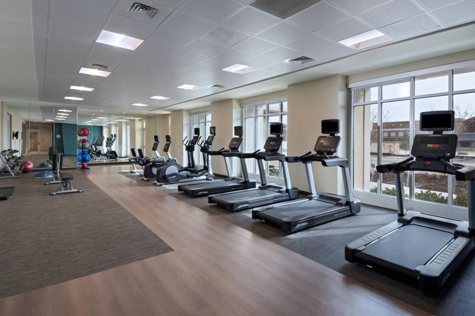 Courtyard By Marriott Jackson Madison Hotell Exteriör bild