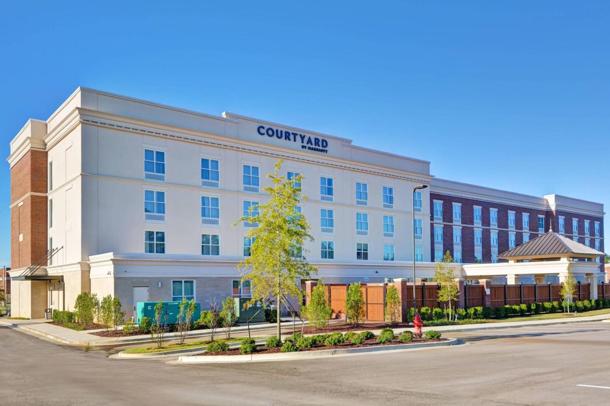 Courtyard By Marriott Jackson Madison Hotell Exteriör bild