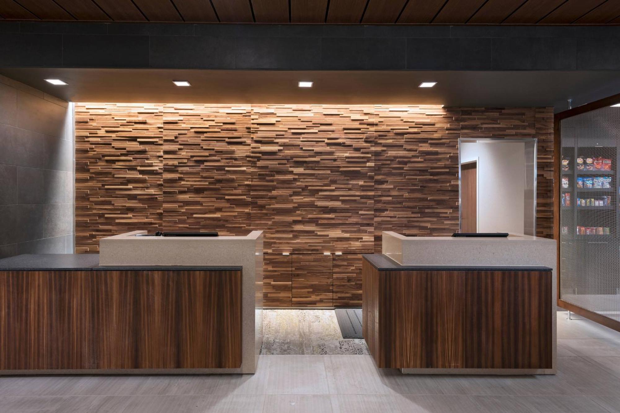 Courtyard By Marriott Jackson Madison Hotell Exteriör bild